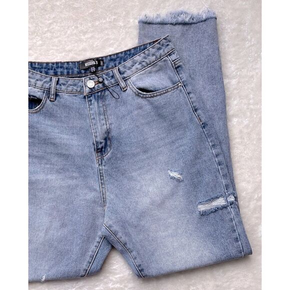 NWOT Missguided Petite Wrath Straight Leg Jeans with Rips in Light Wash Blue, 8S - Picture 9 of 16